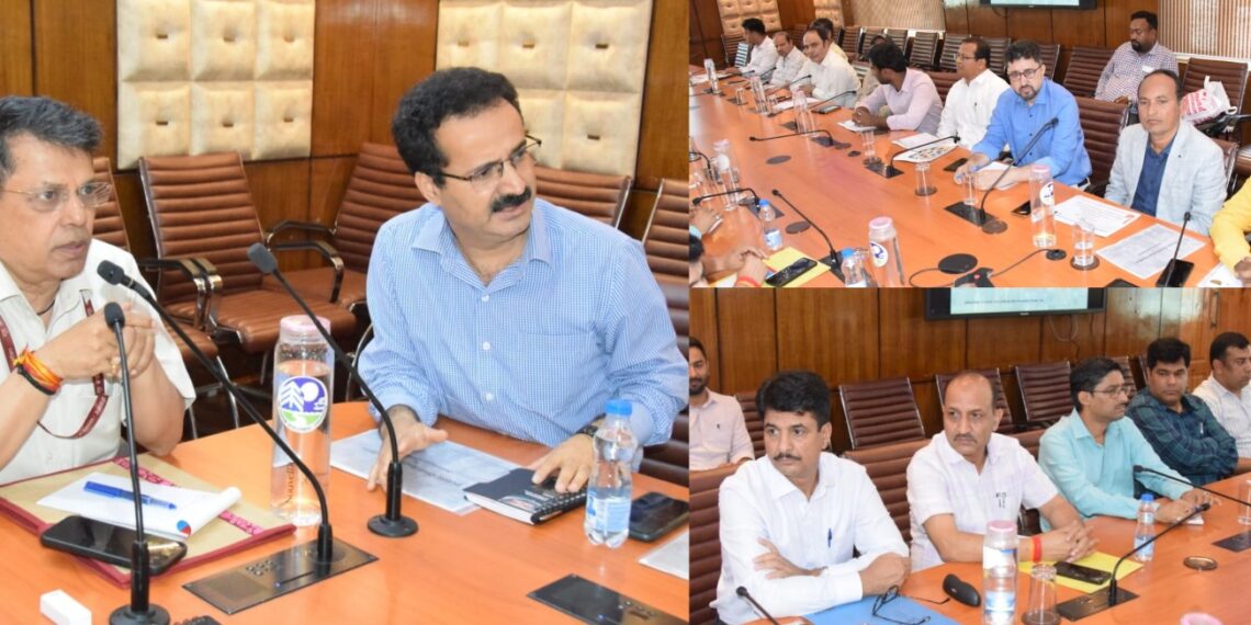 Shantmanu reviews working of Food, Civil Supplies & Consumer Affairs Department