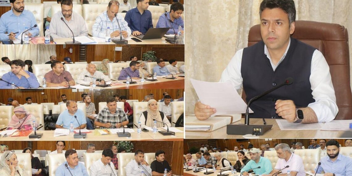 DC Srinagar chairs workshop cum meeting of DLCC to review implementation of COTPA in District