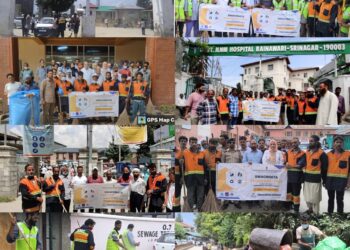 Srinagar Municipal Corporation Undertakes Special Sanitation Drive in and around Government Hospitals as part of Swachhata Pakhwada Campaign