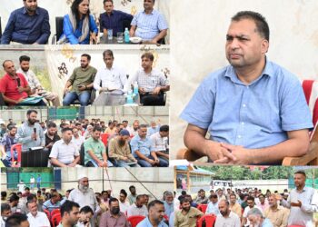 ADDC Shopian chairs Block Diwas at Zanapora Listens to public grievances, takes appraisal of development & welfare schemes
