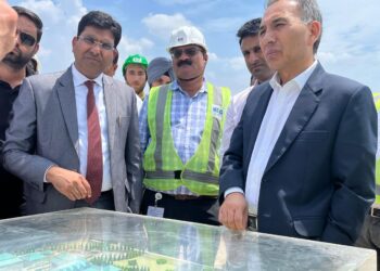Justice Tashi visits site of new High Court Complex at Rakh-i-Gund Aksha, Bemina