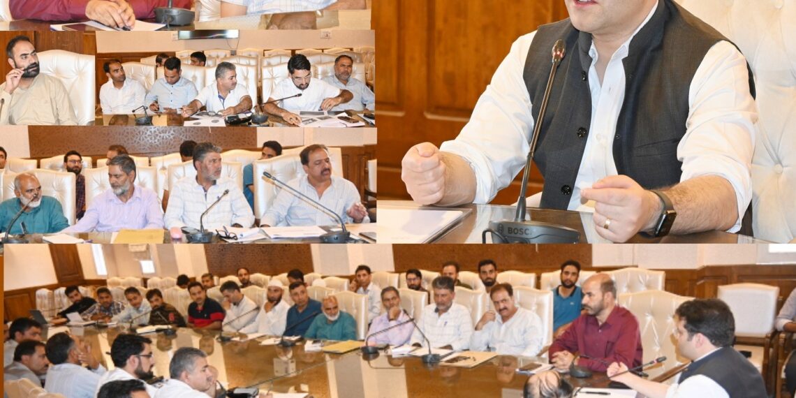 DC Kulgam reviews progress of RDSS works