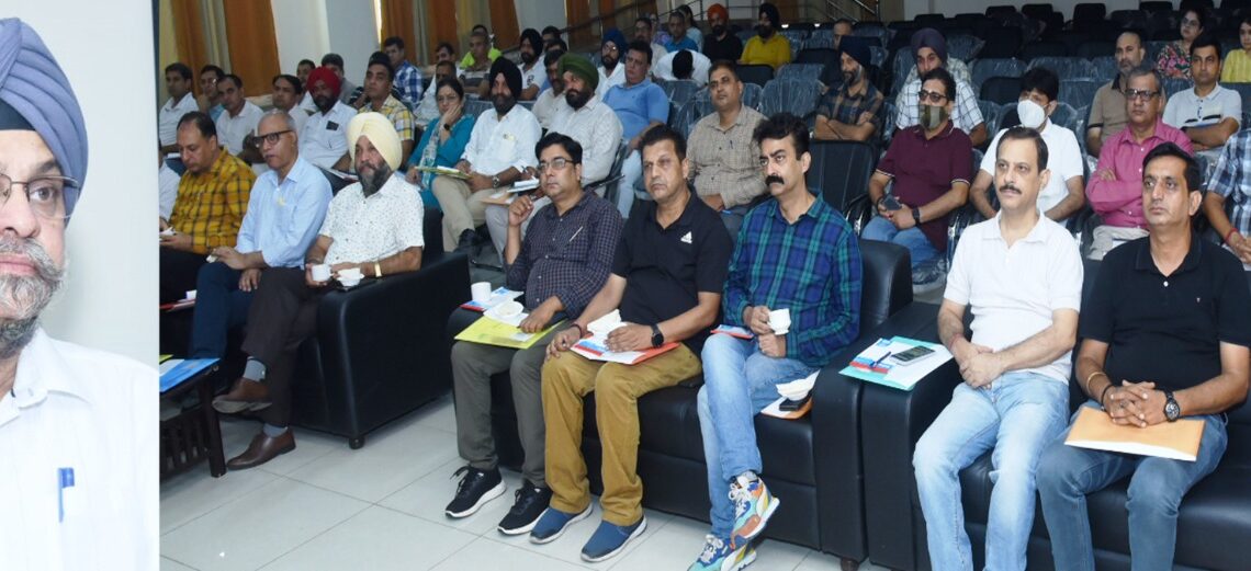 Director Agriculture Jammu inaugurates one day training programme on organic farming