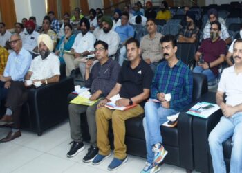 Director Agriculture Jammu inaugurates one day training programme on organic farming