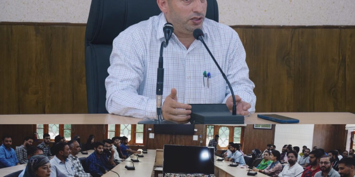 Demise of DC Budgam’s Grandmother condoled in Budgam