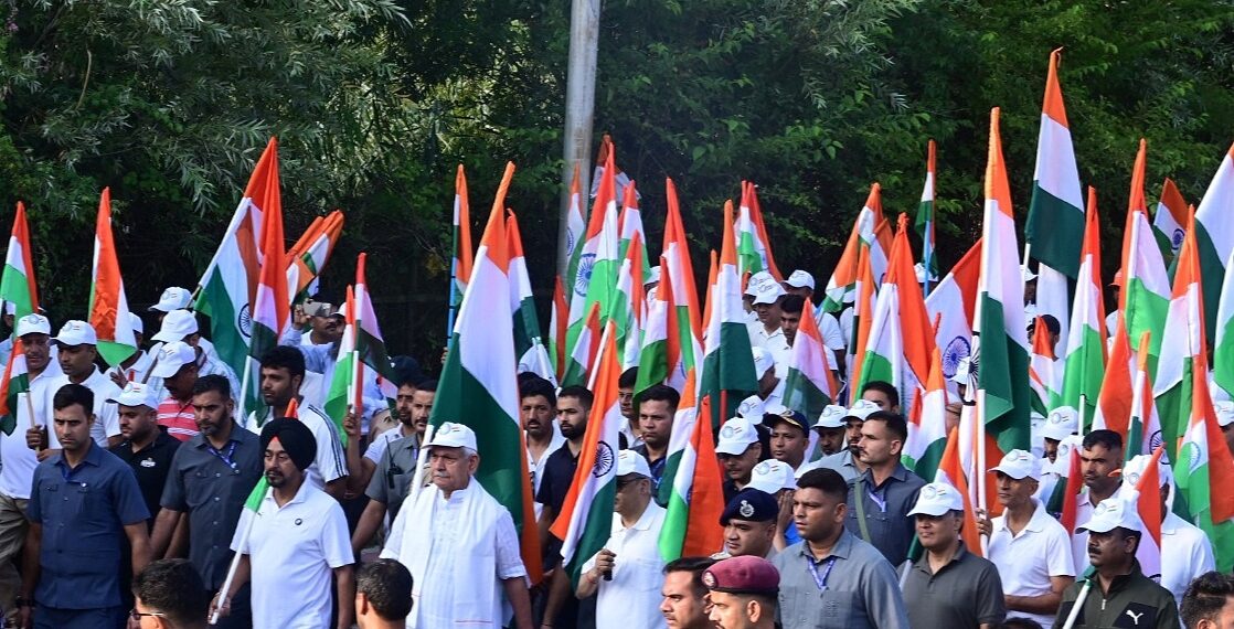 Lt Governor flags off Tiranga Yatra in Srinagar