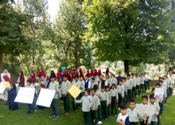 Zonal Education Officer Mandi Organizes Cleanliness Drive at Tourist Destination Sultan Pathri