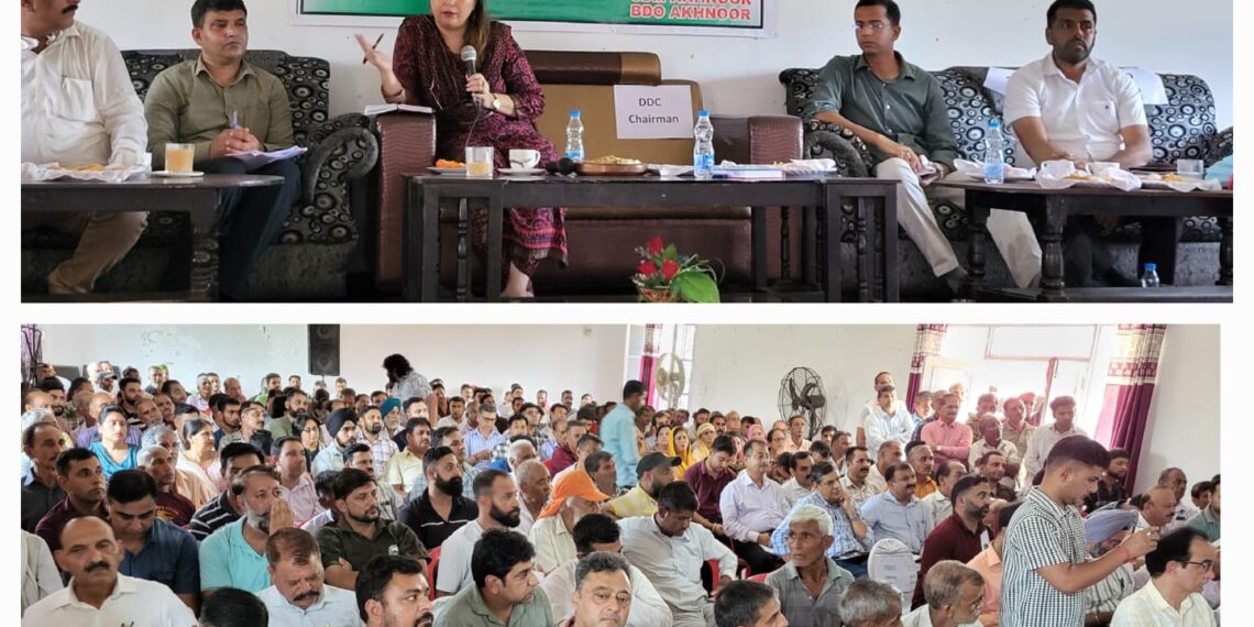 Sheetal Nanda presides over public darbar at Akhnoor