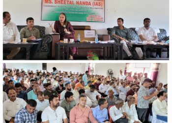 Sheetal Nanda presides over public darbar at Akhnoor