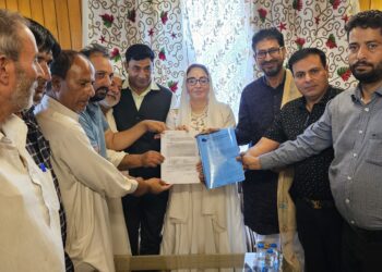 Baramulla Deputations interact with BJP’s Manifesto Outreach Committee headed by Dr Darakhshan