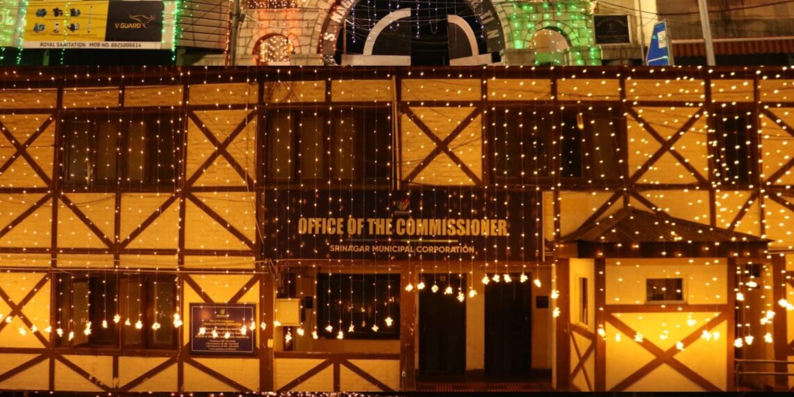 SMC illuminates Srinagar City in honour of Independence Day Celebrations