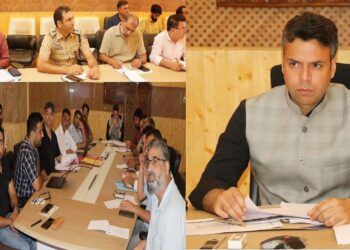 DC Srinagar convenes DLIC meeting on National Clean Air Programme