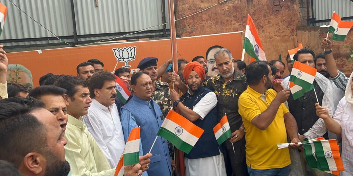 BJP Kashmir Unit Celebrates Independence Day with Fervor Across Valley