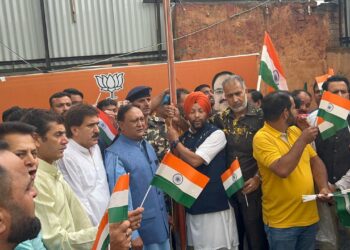 BJP Kashmir Unit Celebrates Independence Day with Fervor Across Valley