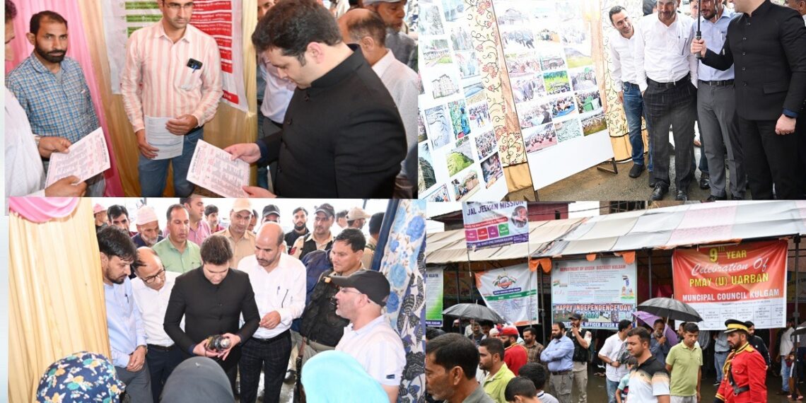 District Administration Kulgam organizes Exhibition to showcase Schemes & Programmes