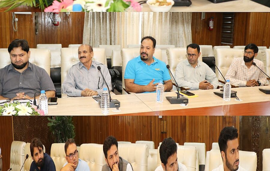 Div Com Kashmir reviews progress of 2nd Special Summary Revision in Srinagar