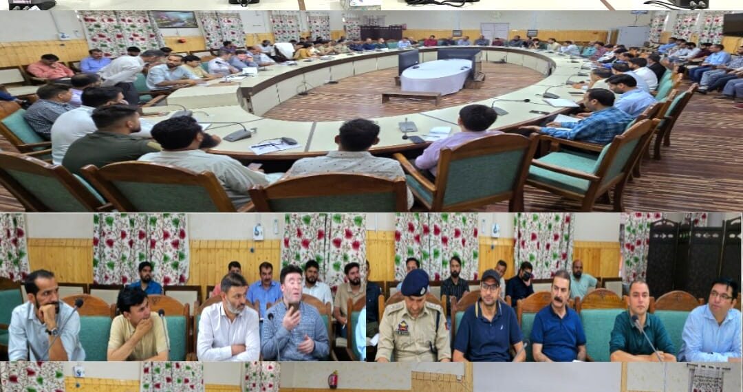 DEO Kupwara chairs preparedness meeting for conduct of Assembly Election