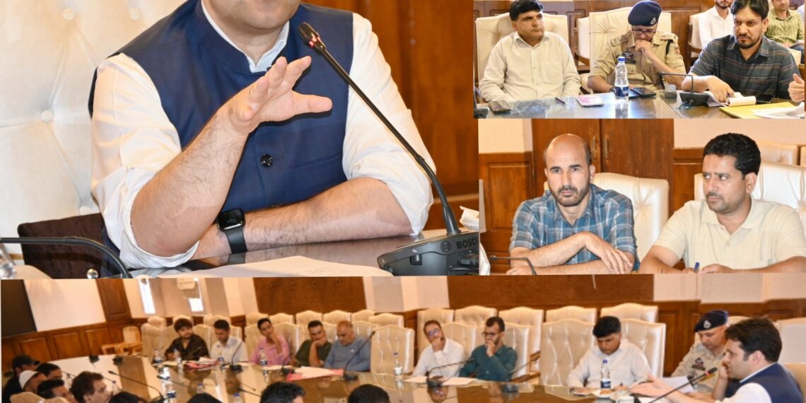 DEO Kulgam convenes meeting with Political Parties, stresses on strict adherence to MCC & ECI guidelines