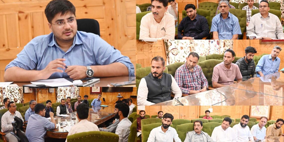 General Assembly Elections DEO Shopian meets representatives of Political Parties