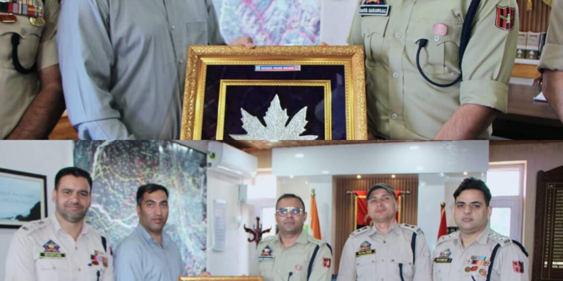 Kulgam Police bids farewell to outgoing SDPO Qazigund