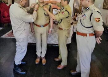 DGP,  SDG decorates Shri Sujit Kumar with IGP rank