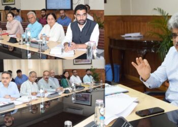 CS assesses functioning of JKMSCL, H&FW & DCO