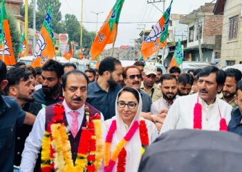 Anantnag, Pulwama & Shopian candidates of BJP file nominations in presence of Dr Darakhshan Andrabi