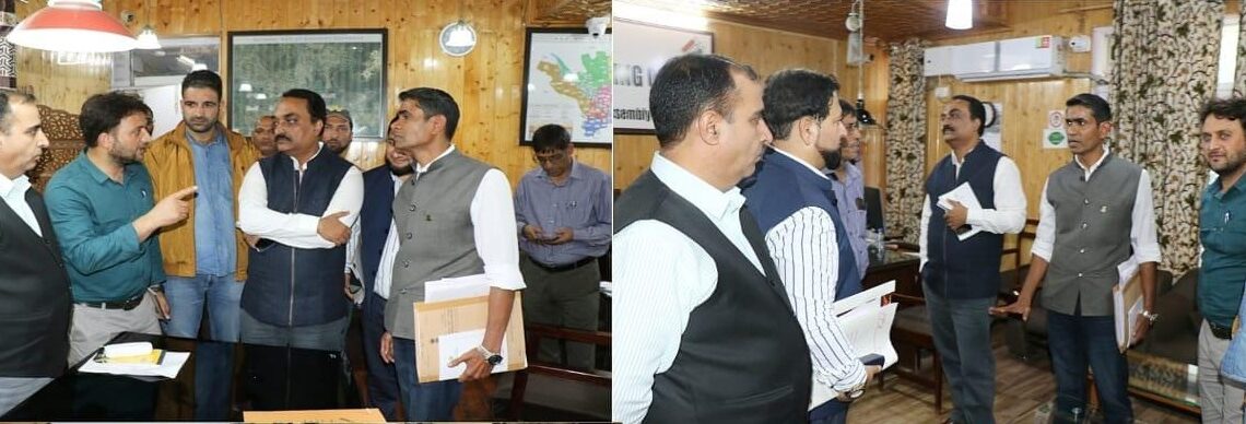 Assembly Elections- 2024; Expenditure Observers for Srinagar District inspect Offices of ROs of Hazratbal, Khanyar and Zadibal