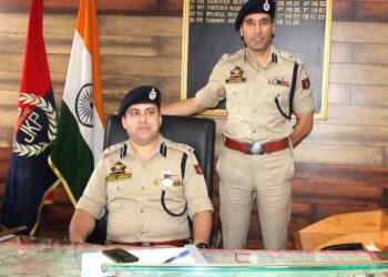 Mir Ifroz assumes charge as SP Handwara