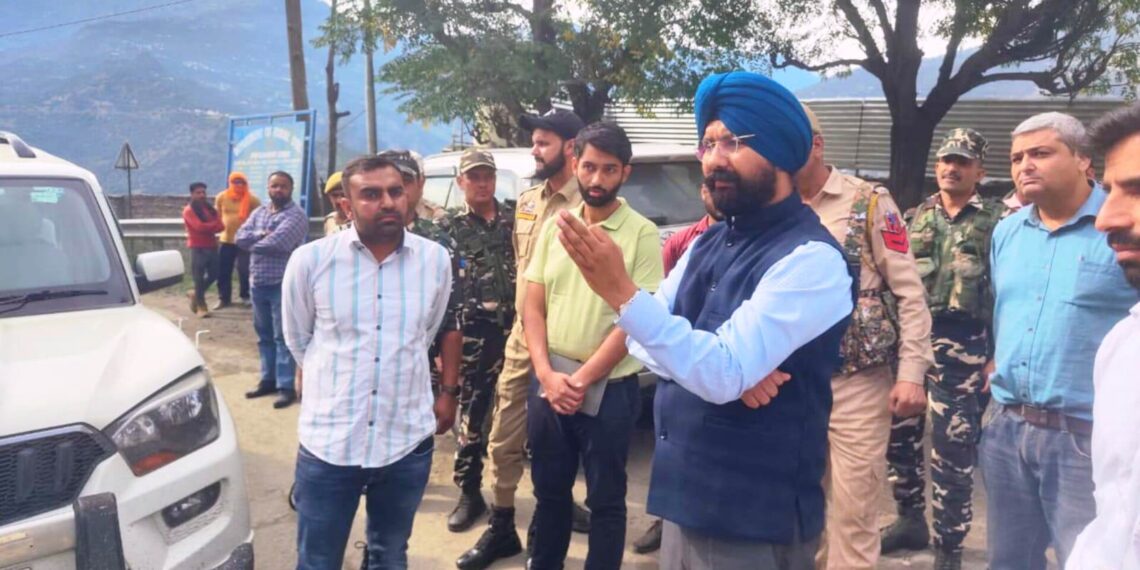Assembly Elections-2024 DEO Doda seeks better upkeep of roads, National Highway for smooth conduct of Assembly Election