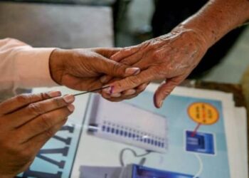 Parties demand immediate assembly polls in J&K during meeting with EC