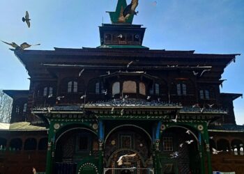وادی کشمیر میں صوفیت سے لبریز آستان ، روحانیت اور یکجہتی  کی مثال