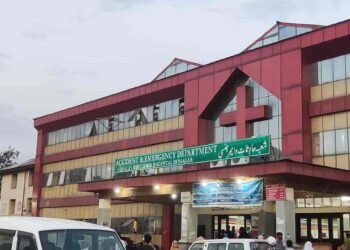 10k People visit SMHS Hospital Srinagar daily; Casuality/Emergency Dept cater to about 3200 patients daily basis