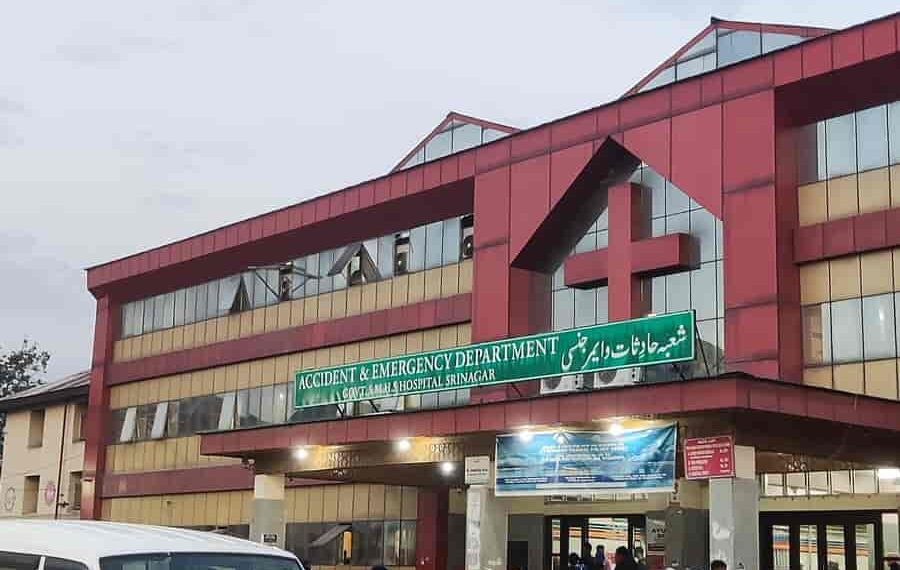 10k People visit SMHS Hospital Srinagar daily; Casuality/Emergency Dept cater to about 3200 patients daily basis