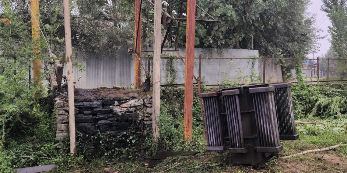 Nearly 30 to 35 Houses Left in the Dark as Burglars Dismantle 250 KV Transformer in Sopore