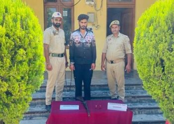 Jammu Police Arrests a Criminal in Gajansoo-Jammu, Seized Illegal Firearm and Ammunition