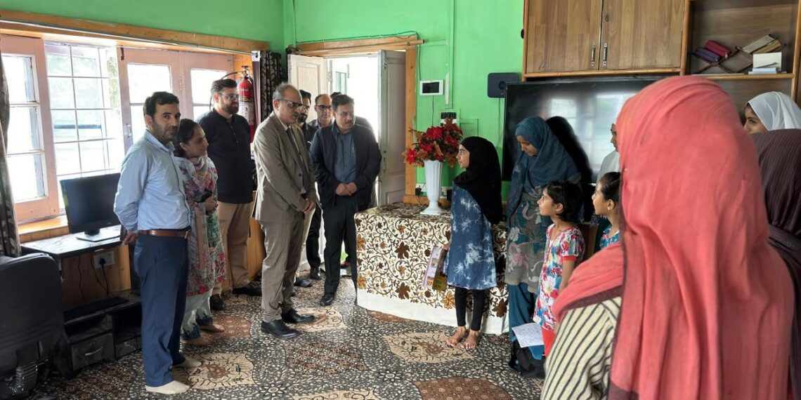Union Additional Secretary reviews institutions under Mission Vatsalya, Mission Shakti at Srinagar