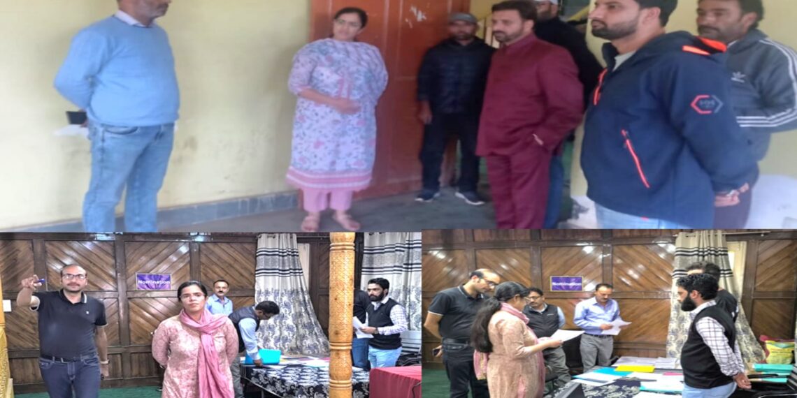 DEO Kupwara inspects strong room, election arrangements at Handwara, Kupwara