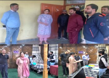DEO Kupwara inspects strong room, election arrangements at Handwara, Kupwara