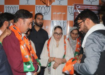 “BJP will emerge as the strongest political force in J&K during these elections”: Darakhshan in Rajpora rally