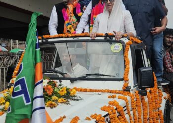 Dr Andrabi joins BJP Lal Chowk Candidate Engineer Aijaz Hussain in a mega rally from Balhama to DC Office