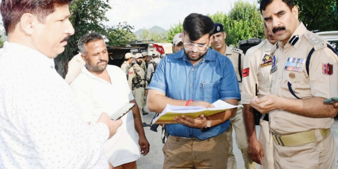 Assembly Elections-2024 DEO, SSP co inspect polling stations, FST & SST in Assembly Constituency Nowshera