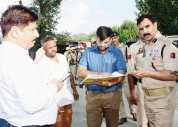 Assembly Elections-2024 DEO, SSP co inspect polling stations, FST & SST in Assembly Constituency Nowshera