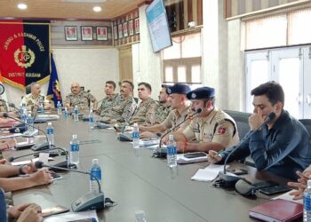 DIG SKR Anantnag visits Kulgam, reviews election preparedness and security scenario in the district