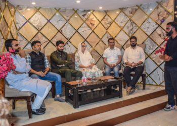 BJP Candidate Er Aijaz Hussain Holds High-Level Strategic Meeting with Senior BJP Leadership to Intensify Lalchowk Election Campaign.