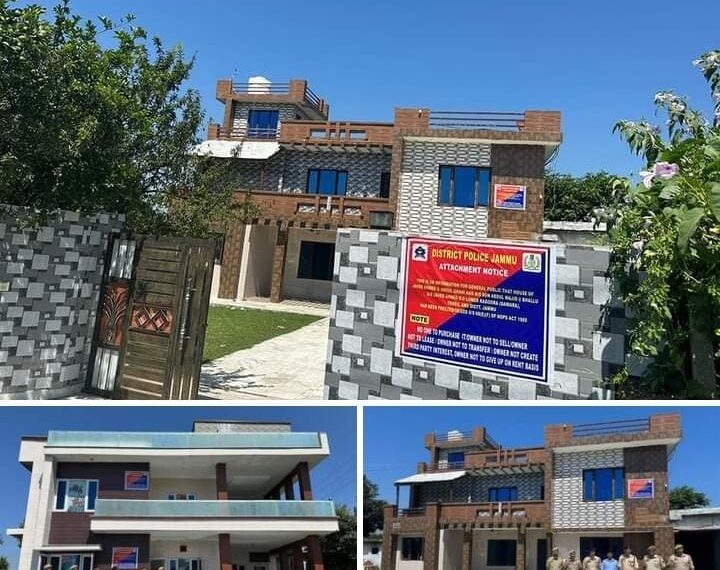 POLICE ATTACHED PROPERTIES WORTH ONE CRORE FOUR LAKHS OF NOTORIOUS DRUG PEDDLERS IN RAGOORA AREA OF PS BAGH-E-BAHU OF JAMMU DISTRICT