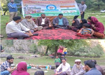 SVEEP Team Kupwara visits Ring Bala Machil, close to LOC, engages with tribals, other voters  for active Participation in upcoming Assembly Elections.
