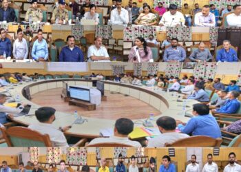 Election Observers hold meeting with various officers in Kupwara