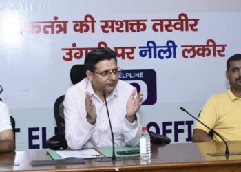 Assembly Elections-2024 Dr. Karwani reviews arrangements for migrant voters at Udhampur