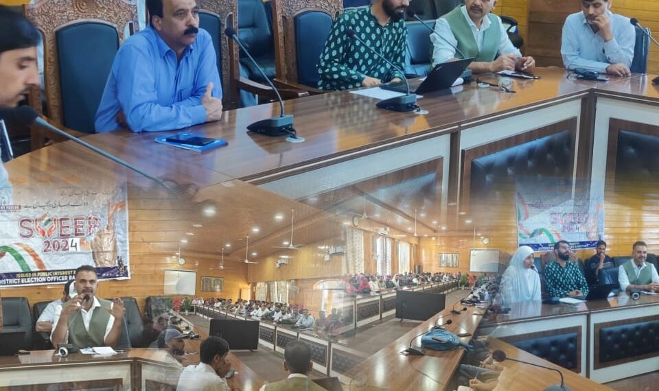 Assembly Elections-2024 SVEEP: Special Interactive Session for BLOs, Anganwadi Workers & Supervisors held at Sumbal